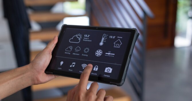 10 Signs It’s Time to Upgrade Your Home Security System